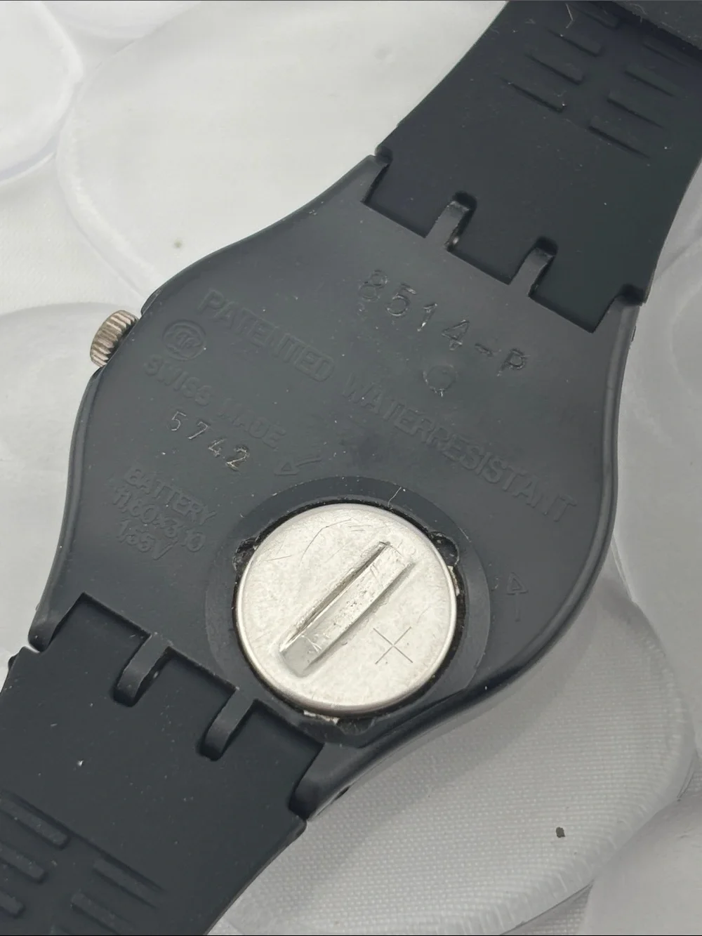 Swatch Watch - GB122 - COLOR LOVE
